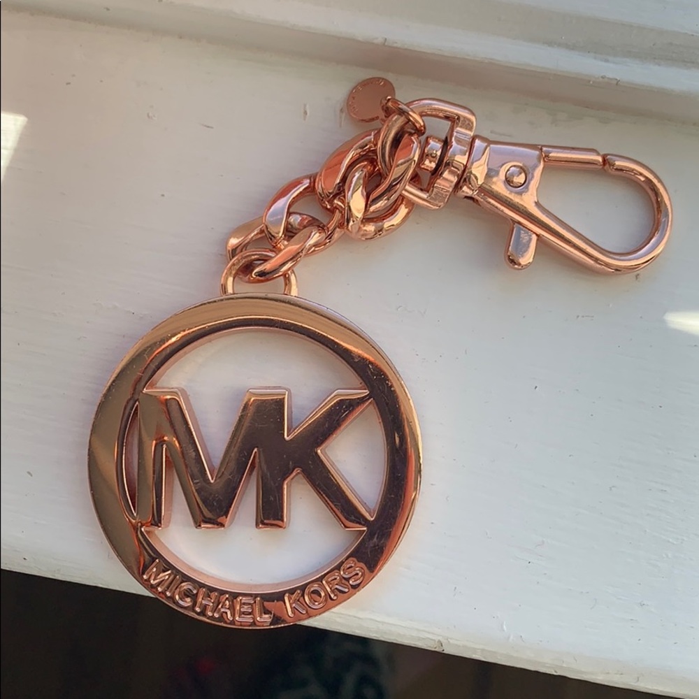 MICHAEL KORS KEYCHAIN